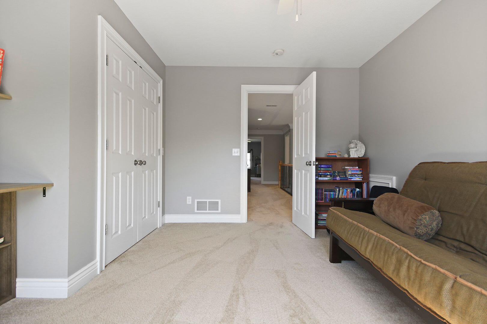 COLUMBIA, Missouri, 65203, United States, 5 Bedrooms Bedrooms, ,4 BathroomsBathrooms,Residential,For Sale,1983136