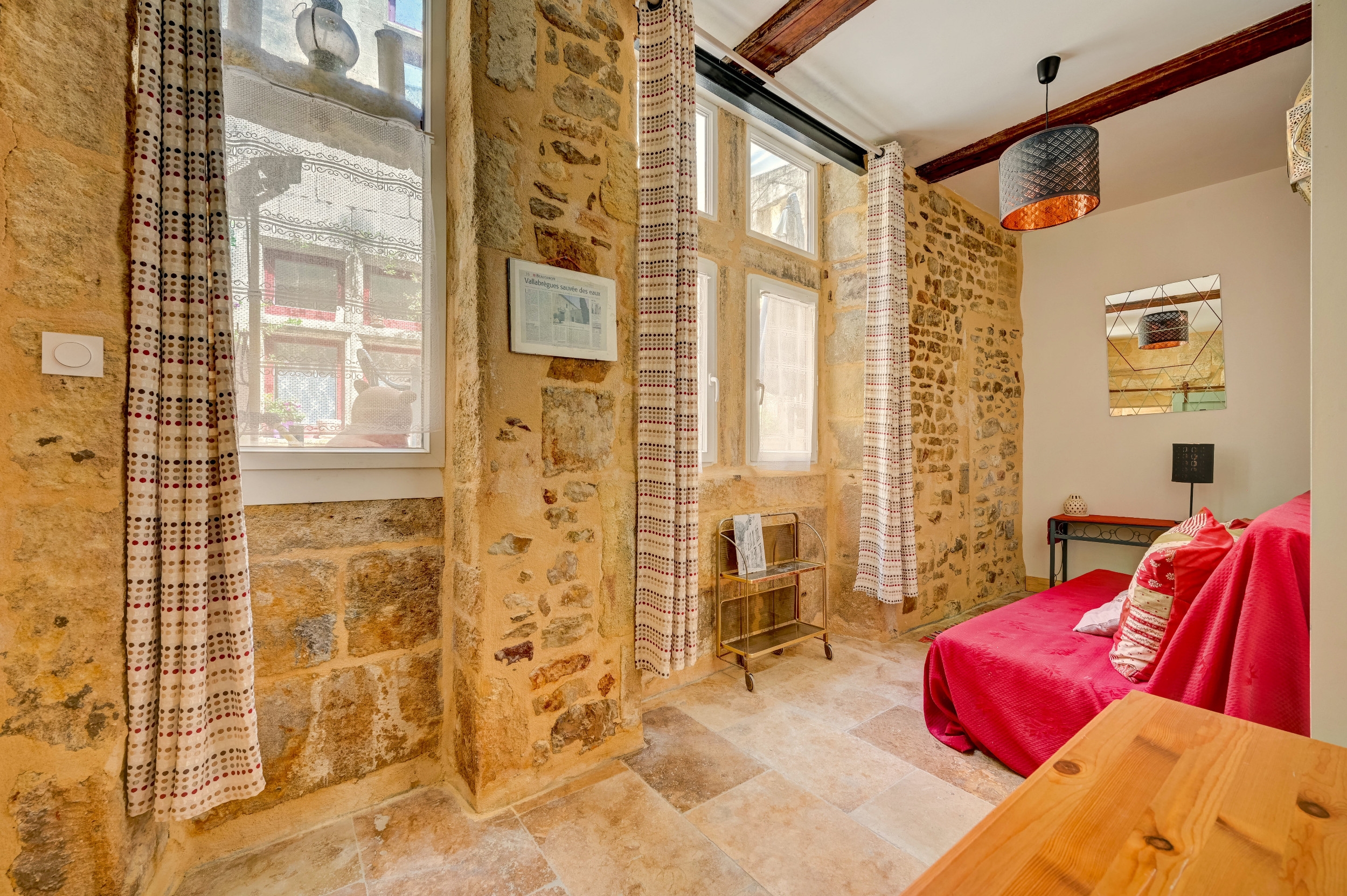  Located near Avignon, Arles and Saint Rémy de Provence, magnificent 15th centur… - 物件實景