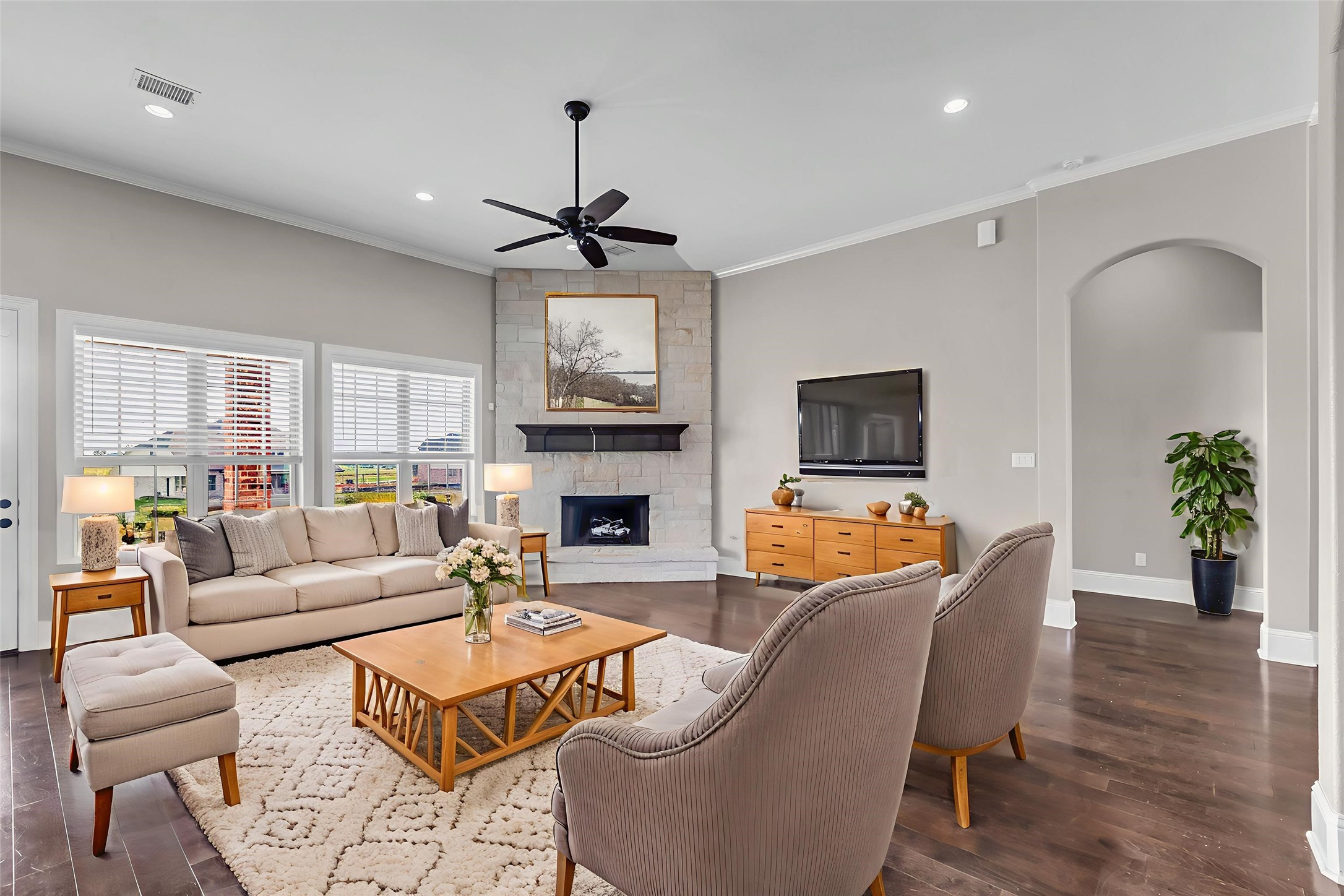 Montgomery, Texas, 77356, United States, 4 Bedrooms Bedrooms, ,4 BathroomsBathrooms,Residential,For Sale,1911763