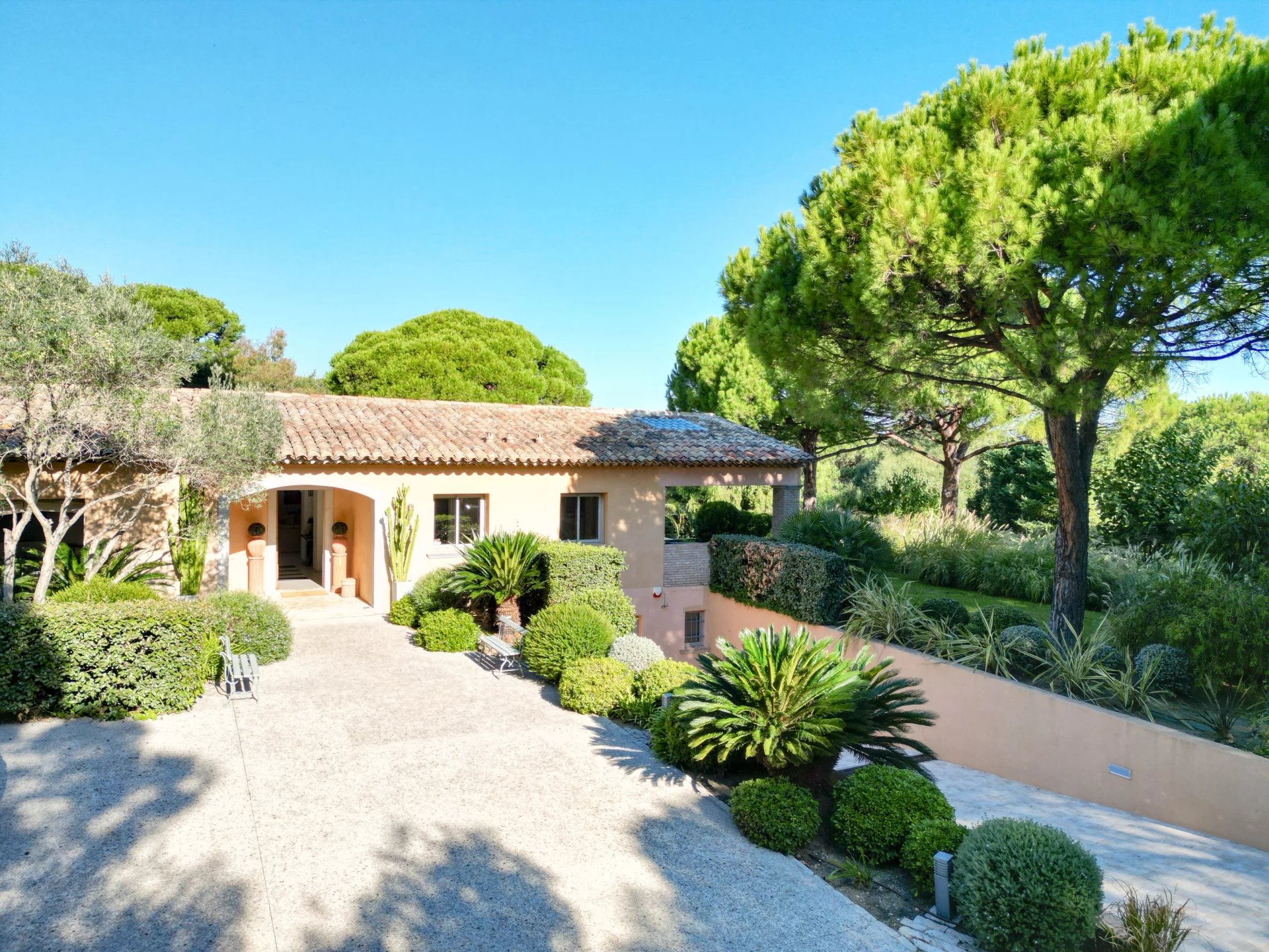 Ramatuelle, Provence-Alpes-Côte d’Azur, 83350, FR, 3 Bedrooms Bedrooms, ,Residential,For Sale,1966676