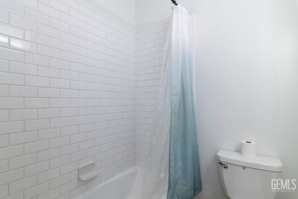 Bakersfield, California, 93311, United States, 4 Bedrooms Bedrooms, ,3 BathroomsBathrooms,Residential,For Sale,1906845