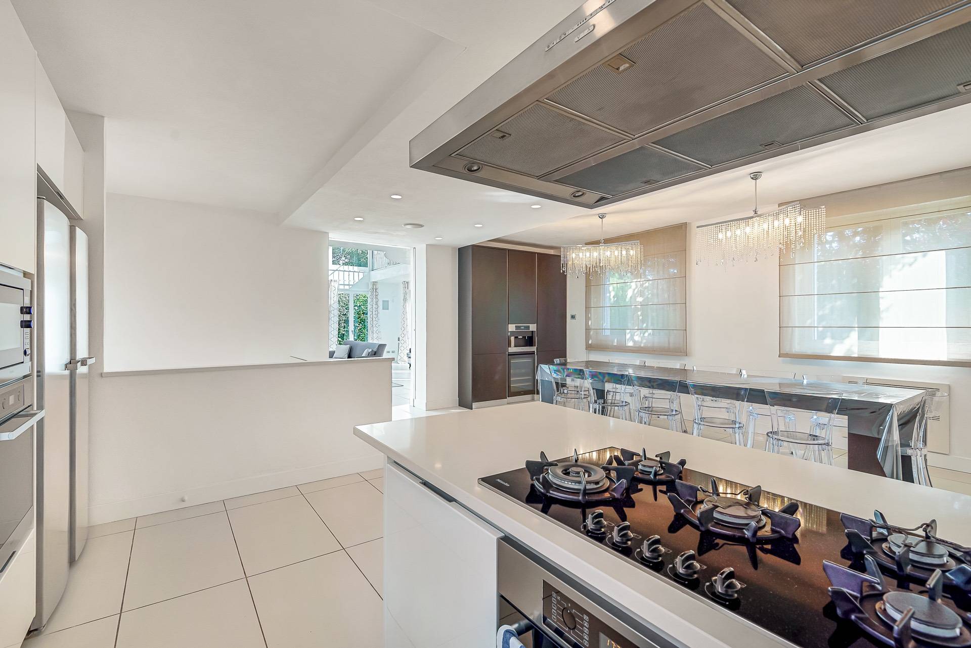 Forte dei Marmi, Lucca, 55042, IT, 5 Bedrooms Bedrooms, ,9 BathroomsBathrooms,Residential,For Sale,1950777