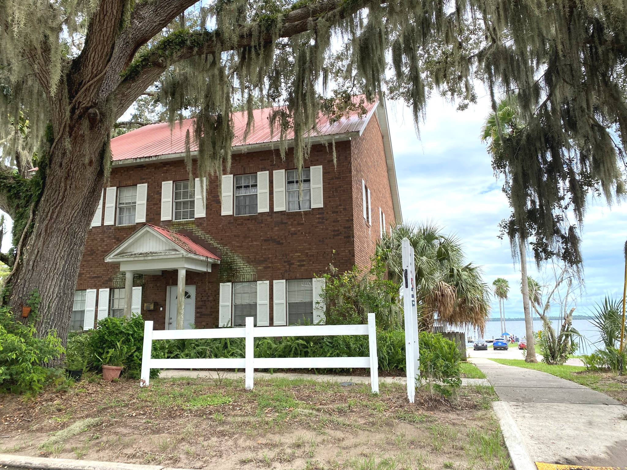 CRESCENT CITY, Florida, 32112, United States, 4 Bedrooms Bedrooms, ,4 BathroomsBathrooms,Residential,For Sale,1980805