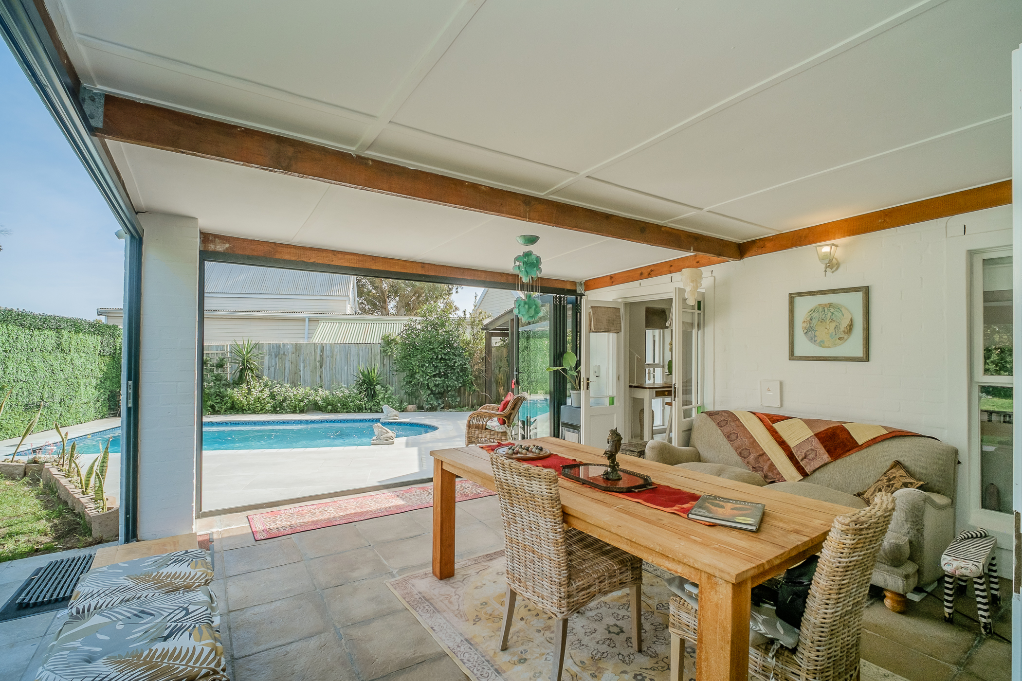  COASTAL LIVING IN THE HEART OF IMHOFF