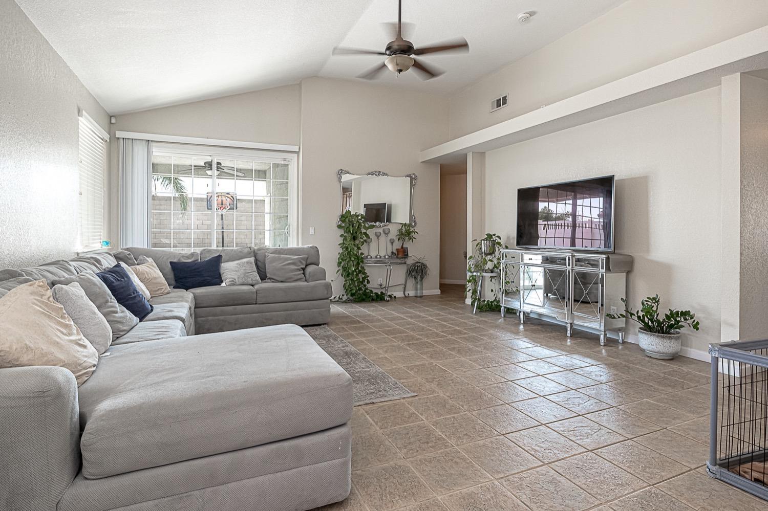 Manteca, California, 95337, United States, 3 Bedrooms Bedrooms, ,2 BathroomsBathrooms,Residential,For Sale,1974527