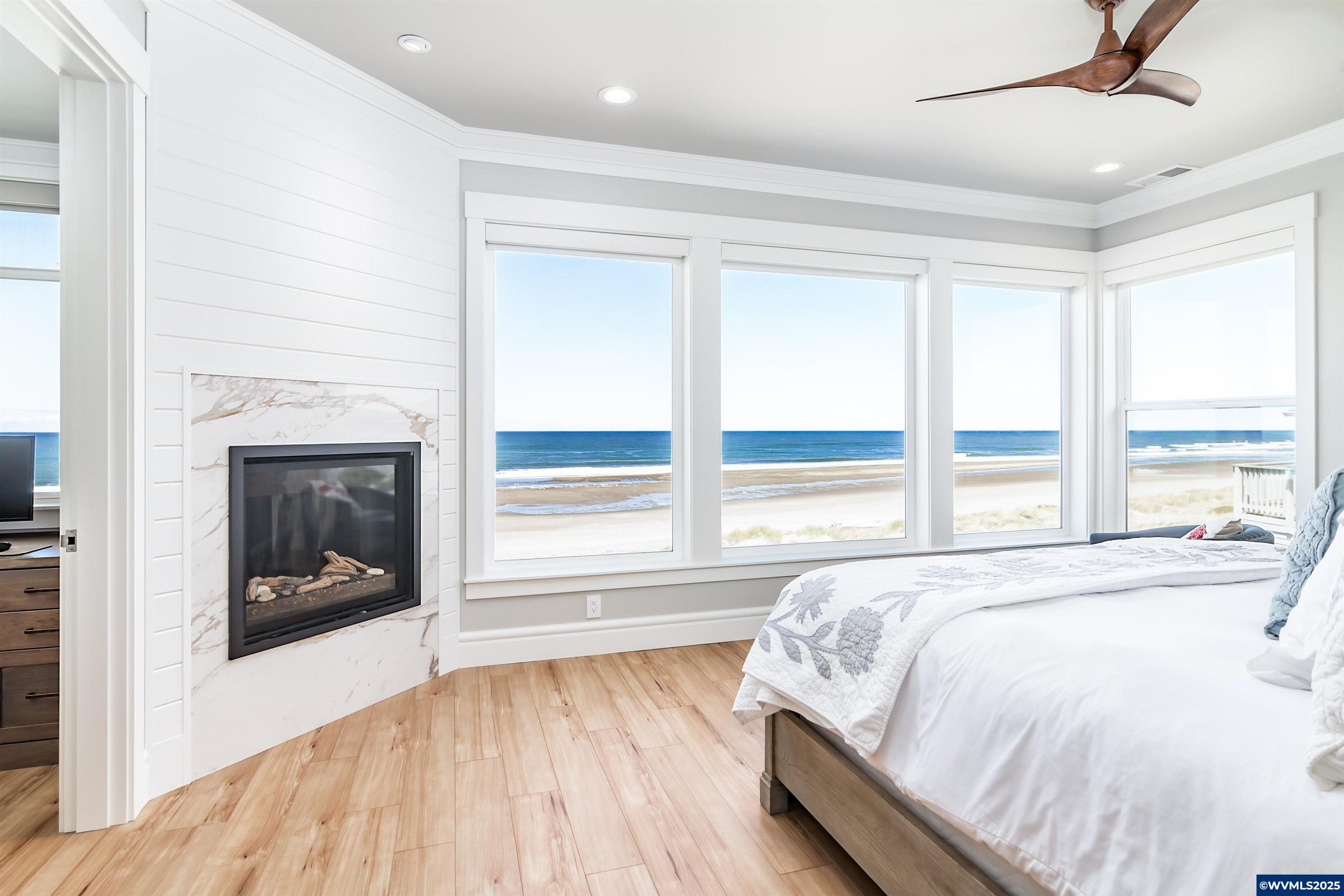 Gleneden Beach, Oregon, 97388, United States, 4 Bedrooms Bedrooms, ,6 BathroomsBathrooms,Residential,For Sale,1793897