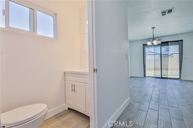Los Angeles, California, 90059, United States, 3 Bedrooms Bedrooms, ,2 BathroomsBathrooms,Residential,For Sale,1935109