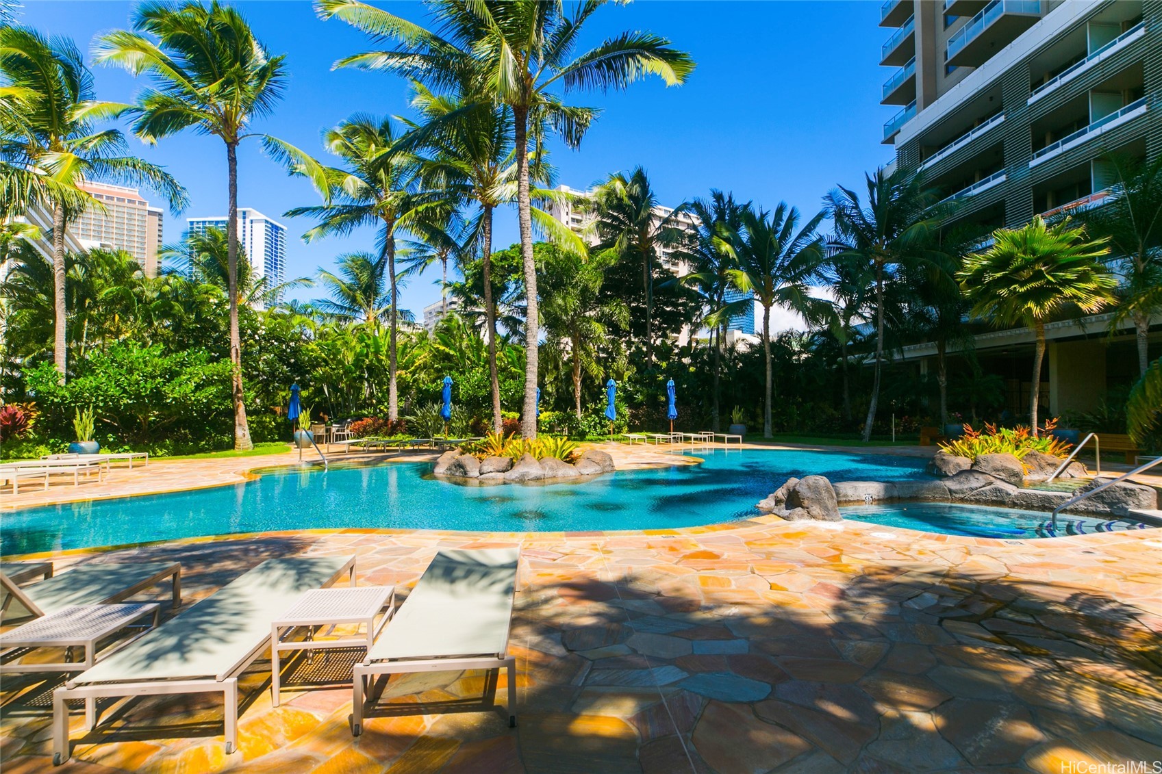 Honolulu, Hawaii, 96815, United States, 2 Bedrooms Bedrooms, ,2 BathroomsBathrooms,Residential,For Sale,1794682