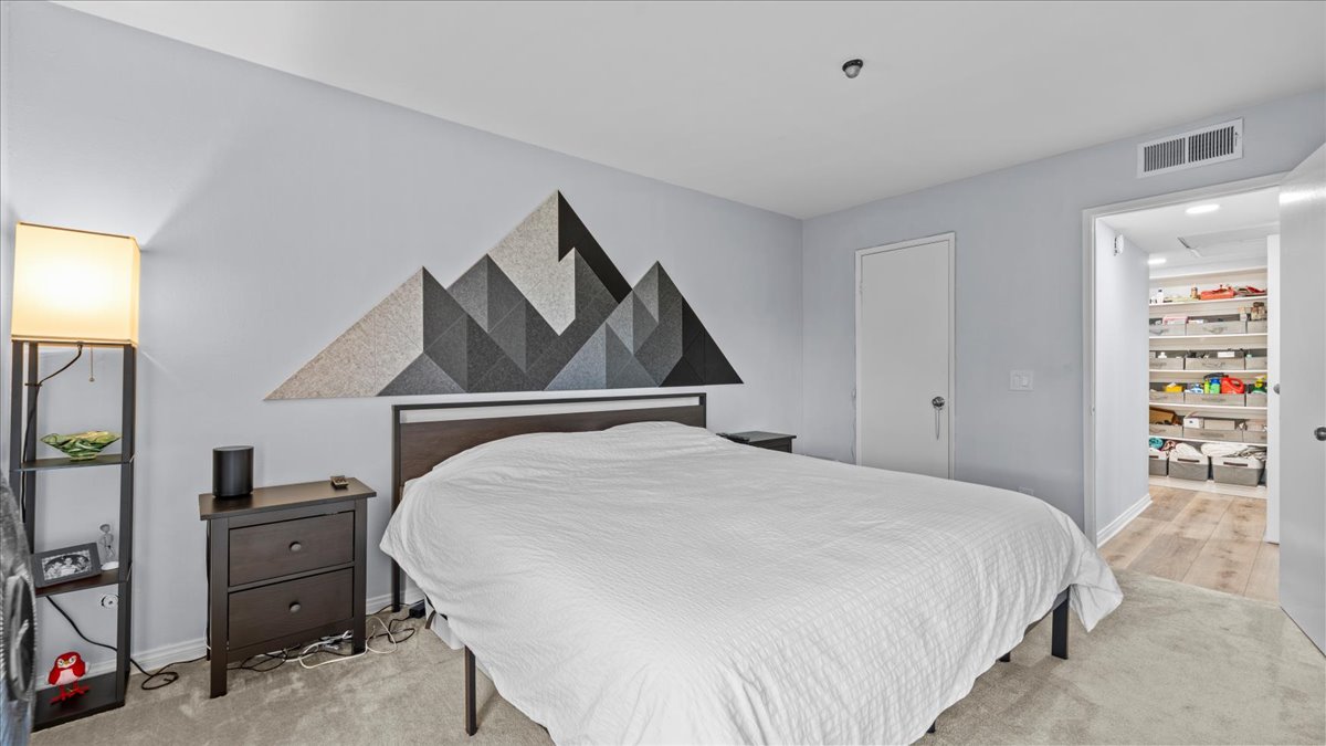 Culver City, California, 90230, United States, 1 Bedroom Bedrooms, ,1 BathroomBathrooms,Residential,For Sale,1981473