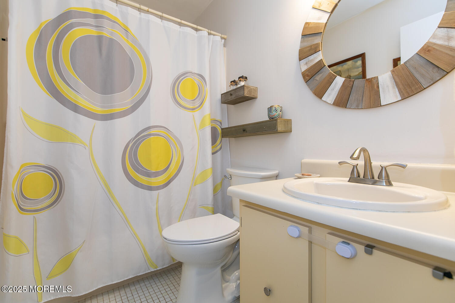 Howell, New Jersey, 07731, United States, 3 Bedrooms Bedrooms, ,2 BathroomsBathrooms,Residential,For Sale,1999516