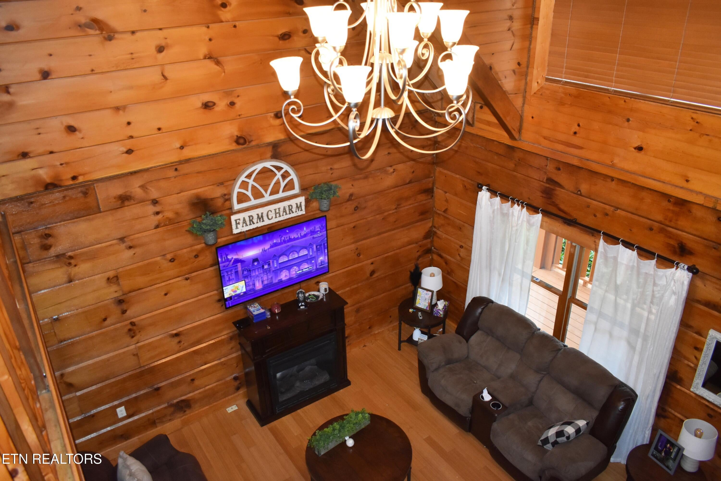 New Tazewell, Tennessee, 37825, United States, 3 Bedrooms Bedrooms, ,3 BathroomsBathrooms,Residential,For Sale,1961424