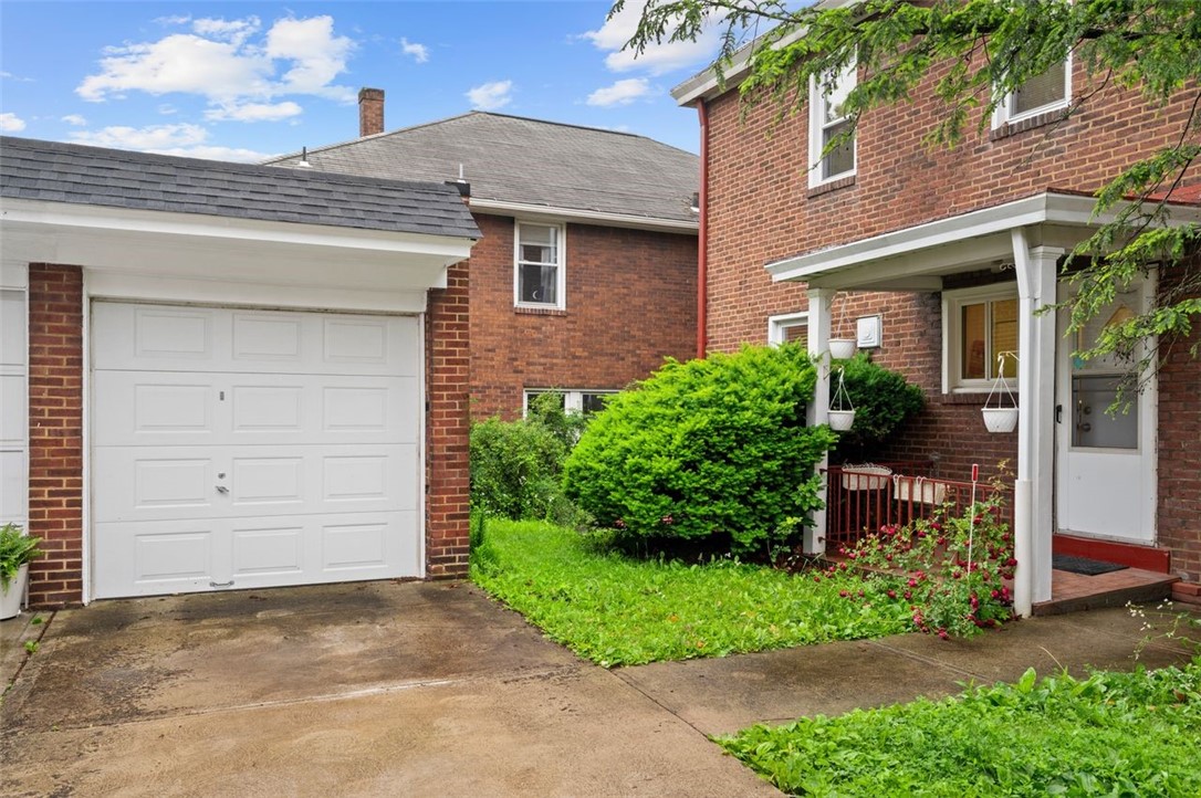 Squirrel Hill, Pennsylvania, 15217, United States, 3 Bedrooms Bedrooms, ,3 BathroomsBathrooms,Residential,For Sale,1912149