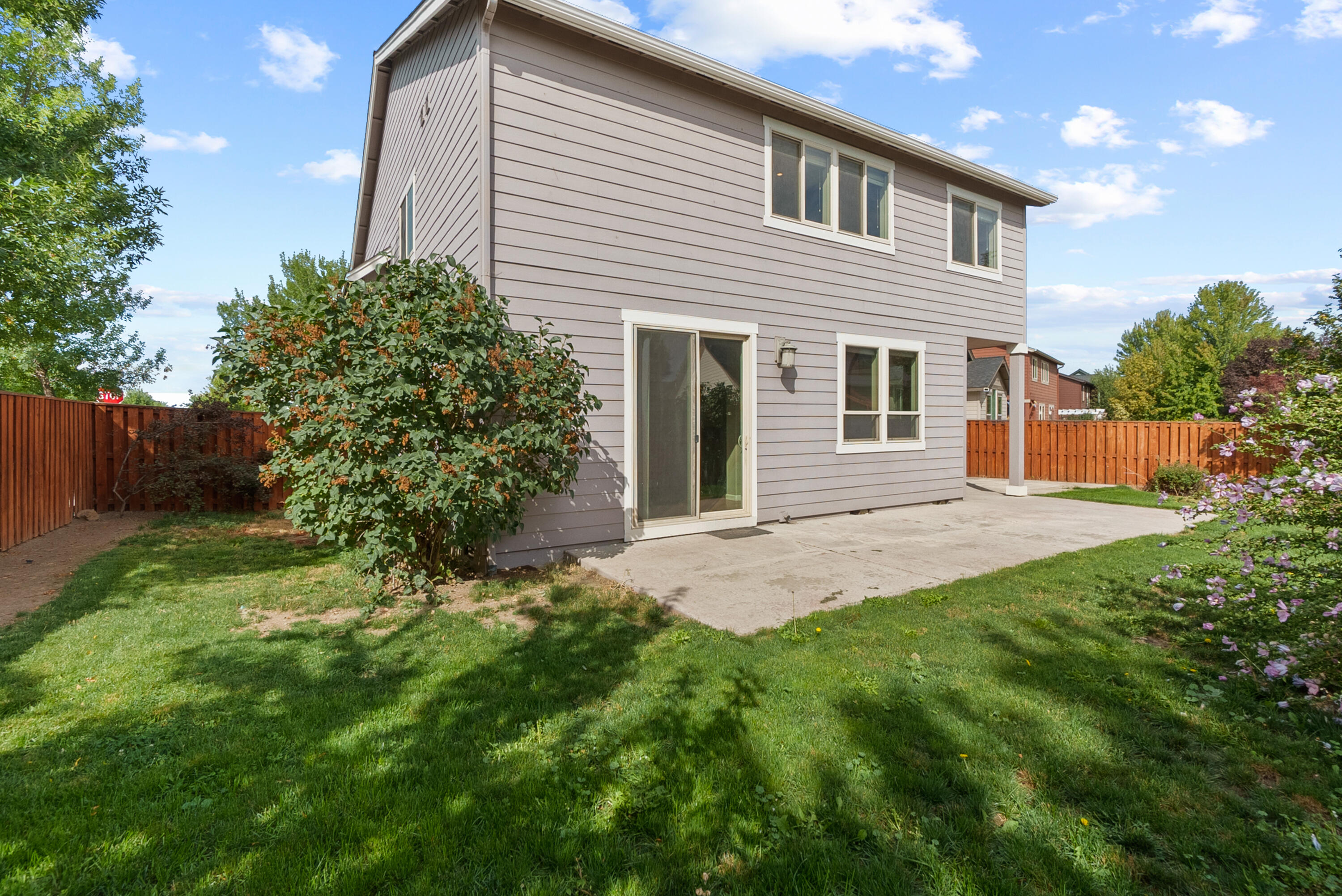 Redmond, Oregon, 97756, United States, 3 Bedrooms Bedrooms, ,3 BathroomsBathrooms,Residential,For Sale,1998180