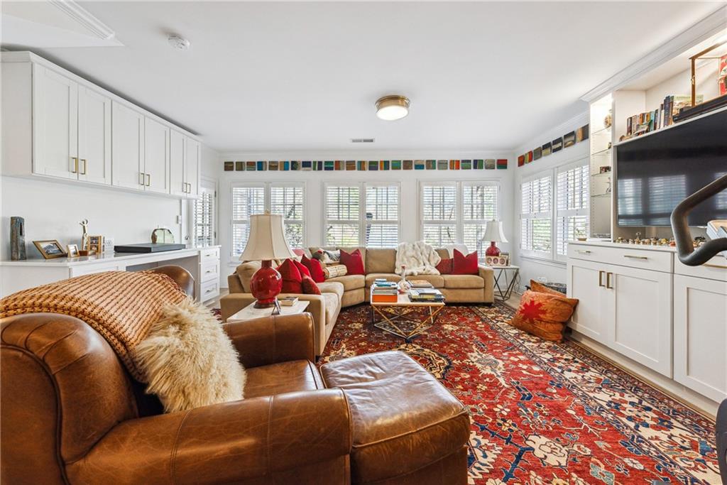 Big Canoe, Georgia, 30143, United States, 4 Bedrooms Bedrooms, ,5 BathroomsBathrooms,Residential,For Sale,1916380