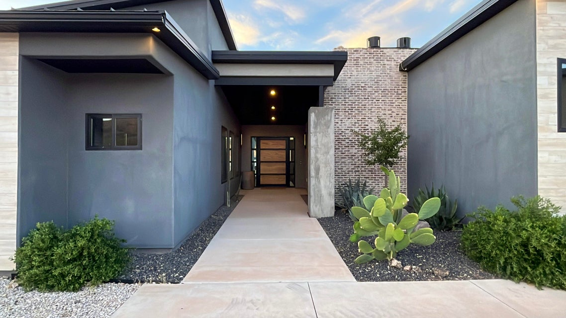 Washington, Utah, 84780, United States, 4 Bedrooms Bedrooms, ,4 BathroomsBathrooms,Residential,For Sale,1998221