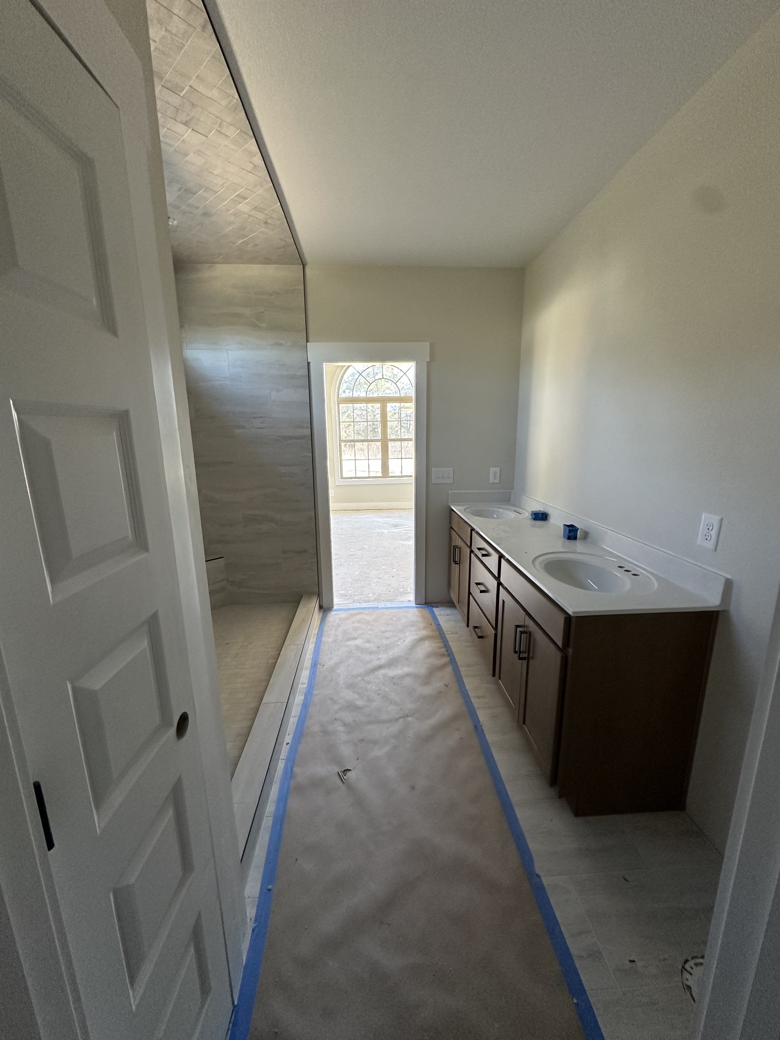 Cumberland Furnace, Tennessee, 37051, United States, 3 Bedrooms Bedrooms, ,3 BathroomsBathrooms,Residential,For Sale,1975749