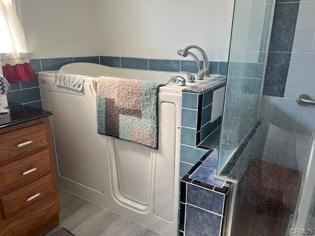 Ontario, California, 91764, United States, 2 Bedrooms Bedrooms, ,1 BathroomBathrooms,Residential,For Sale,1921094