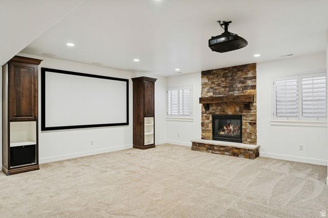 Kaysville, Utah, 84037, United States, 5 Bedrooms Bedrooms, ,4 BathroomsBathrooms,Residential,For Sale,1987115