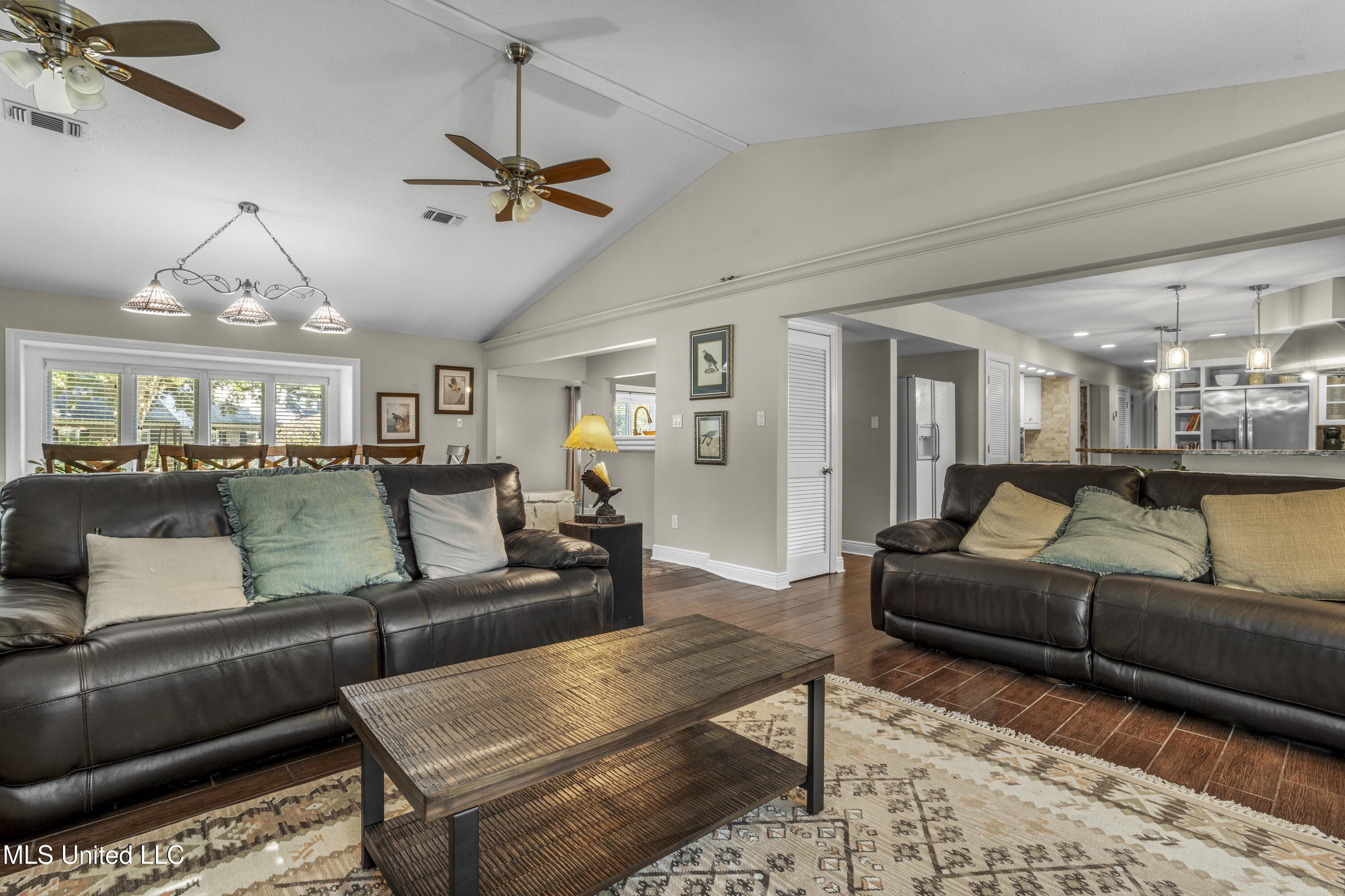 Gulfport, Mississippi, 39507, United States, 4 Bedrooms Bedrooms, ,4 BathroomsBathrooms,Residential,For Sale,1974539