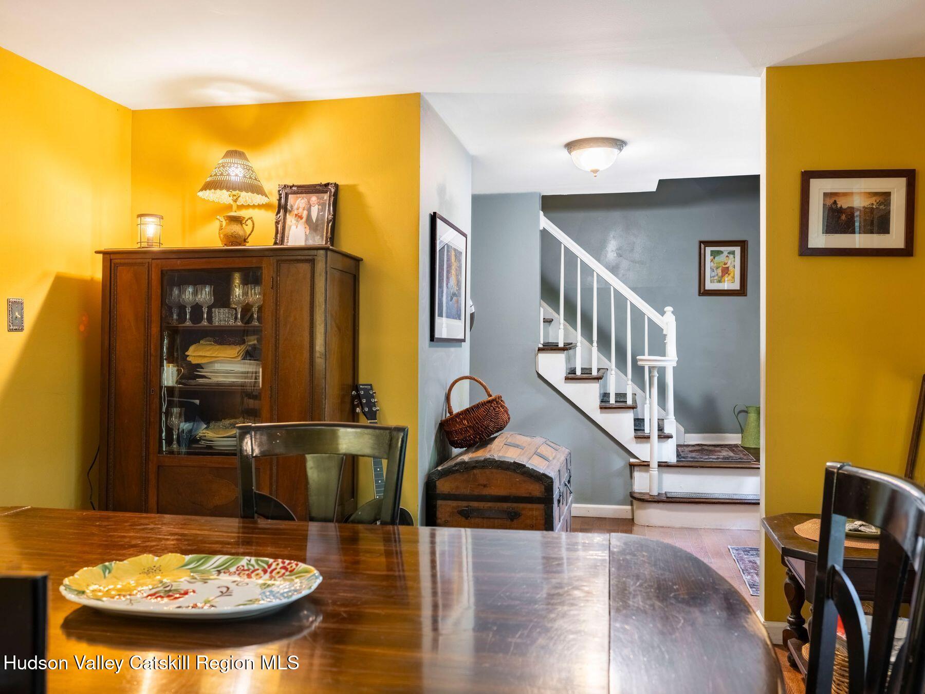 New Paltz, New York, 12561, United States, 4 Bedrooms Bedrooms, ,3 BathroomsBathrooms,Residential,For Sale,1849625