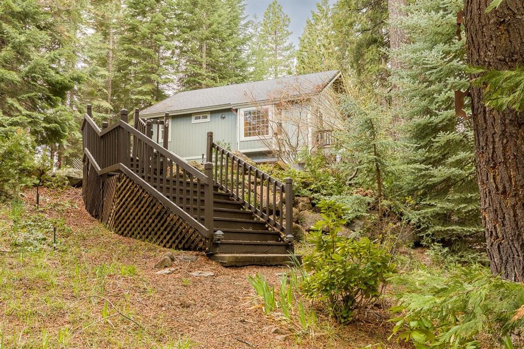 Lake Almanor Country Club, California, 96137, United States, 3 Bedrooms Bedrooms, ,2 BathroomsBathrooms,Residential,For Sale,1961541