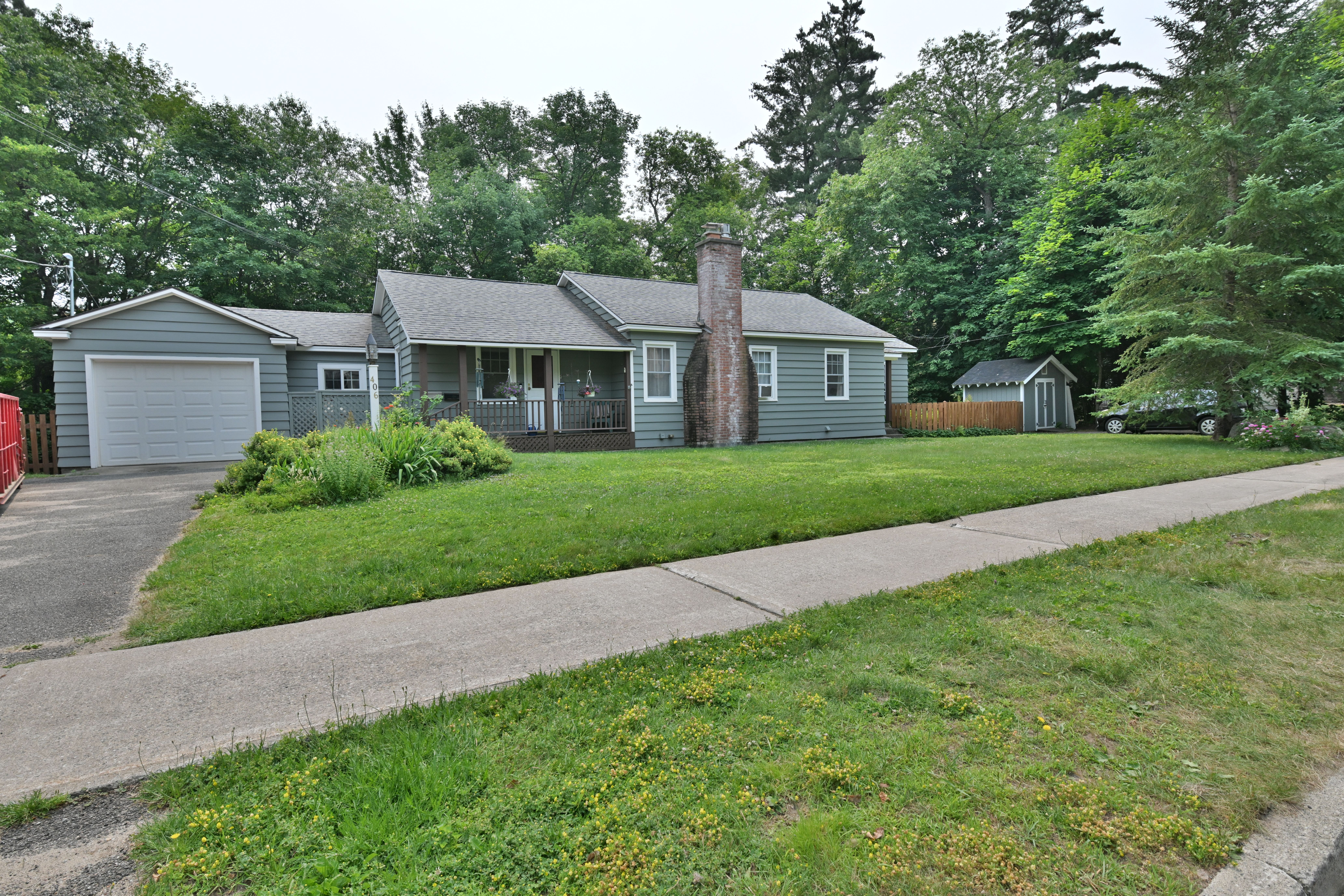  406 Park Avenue, Saranac Lake, NY 12983 - 物件實景