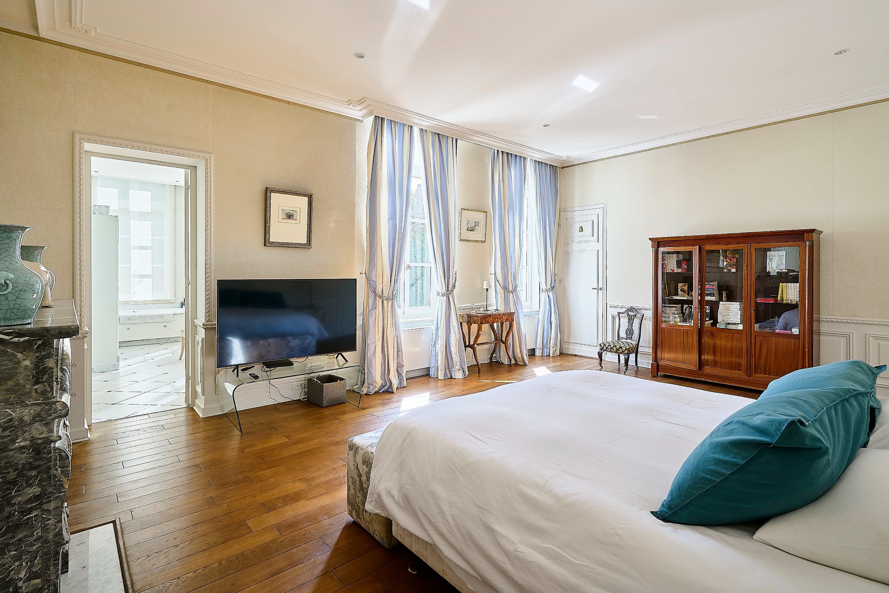  Vieux Lille , Family -friendly 1100 sq m in the attractive area of Vieux-Lille - 物件實景