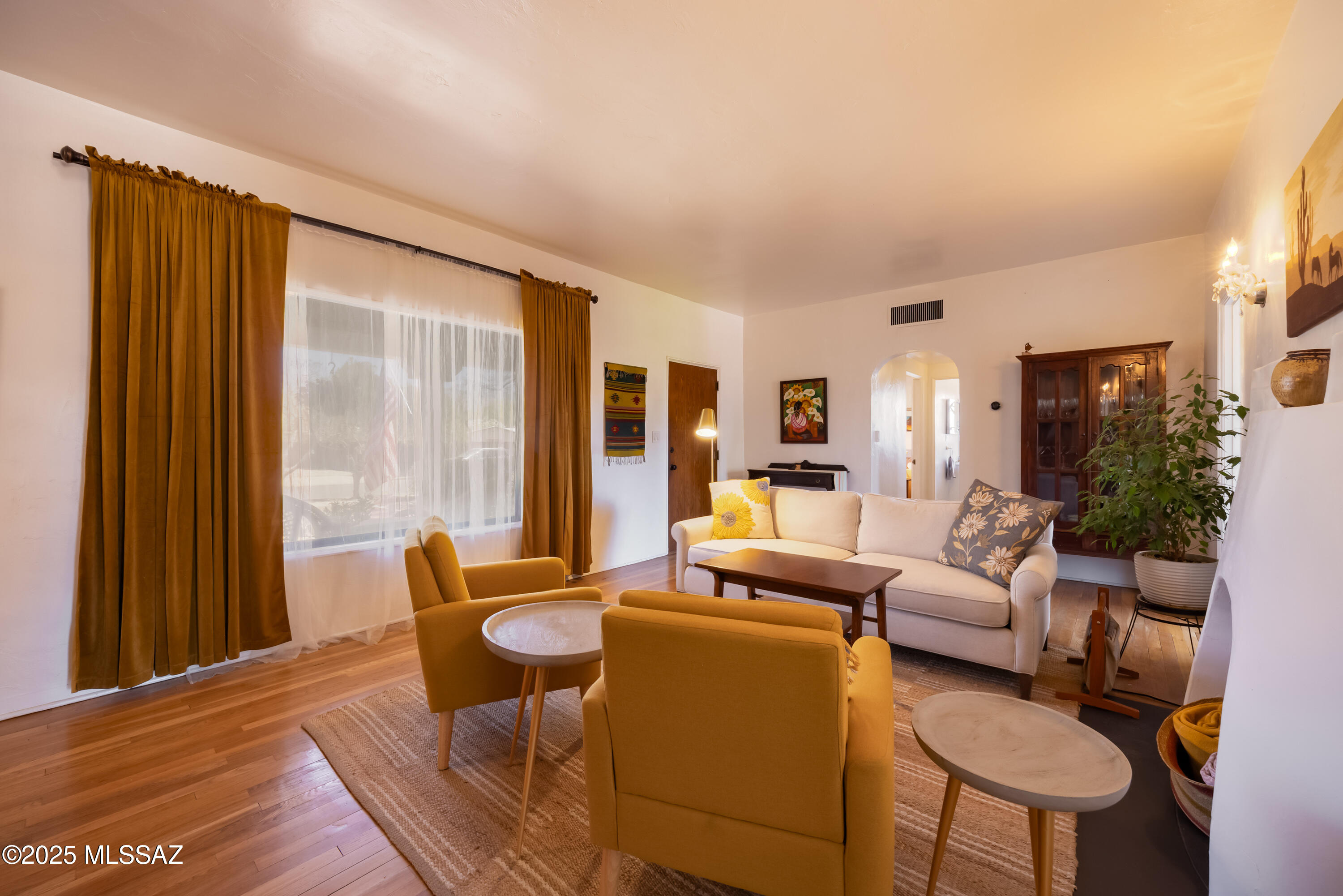 Tucson, Arizona, 85719, United States, 4 Bedrooms Bedrooms, ,3 BathroomsBathrooms,Residential,For Sale,1826834