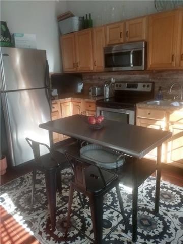 New Orleans, Louisiana, 70130, United States, ,Residential,For Sale,1981413