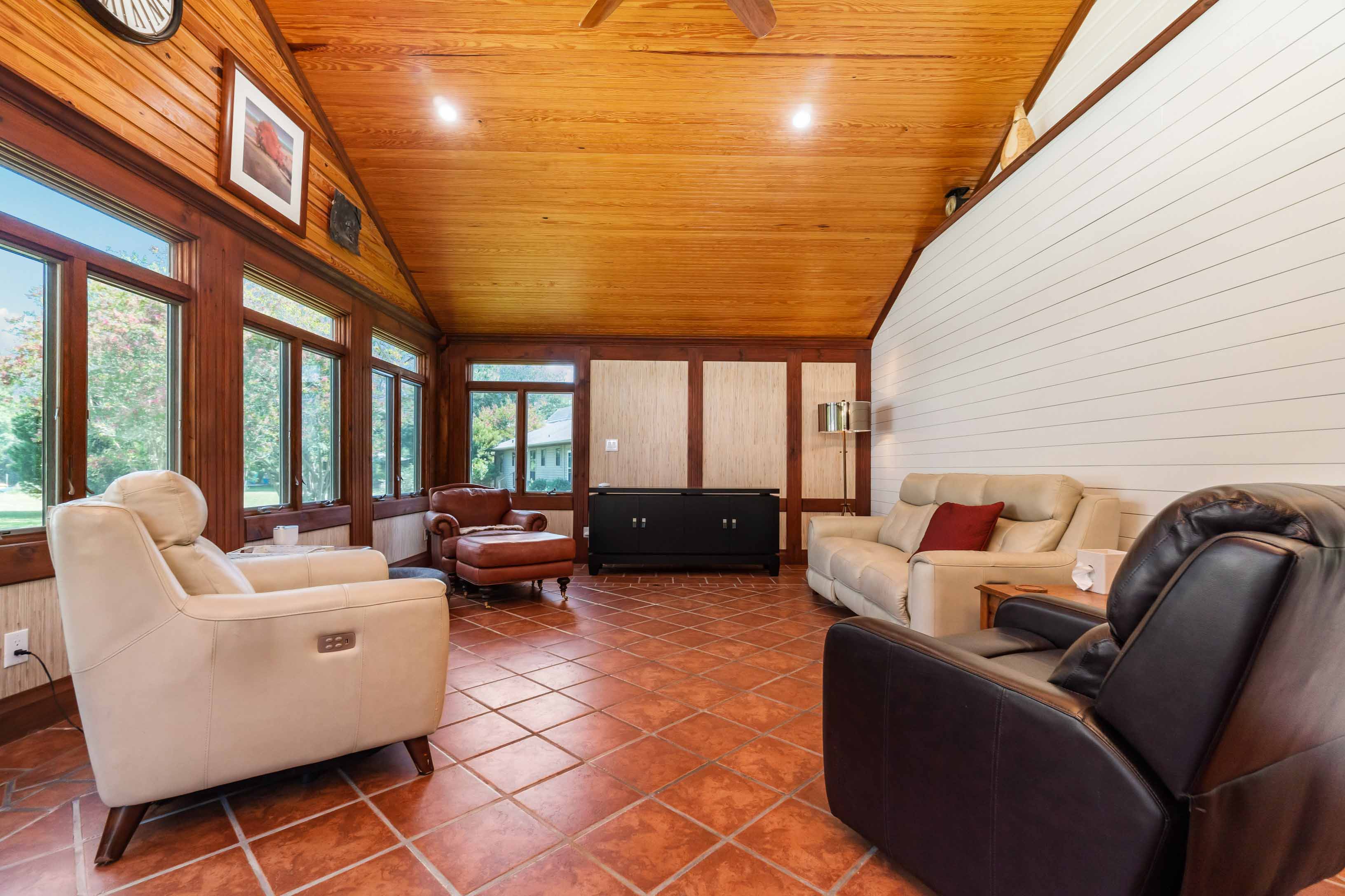 Oriental, North Carolina, 28571, United States, 3 Bedrooms Bedrooms, ,3 BathroomsBathrooms,Residential,For Sale,1979716