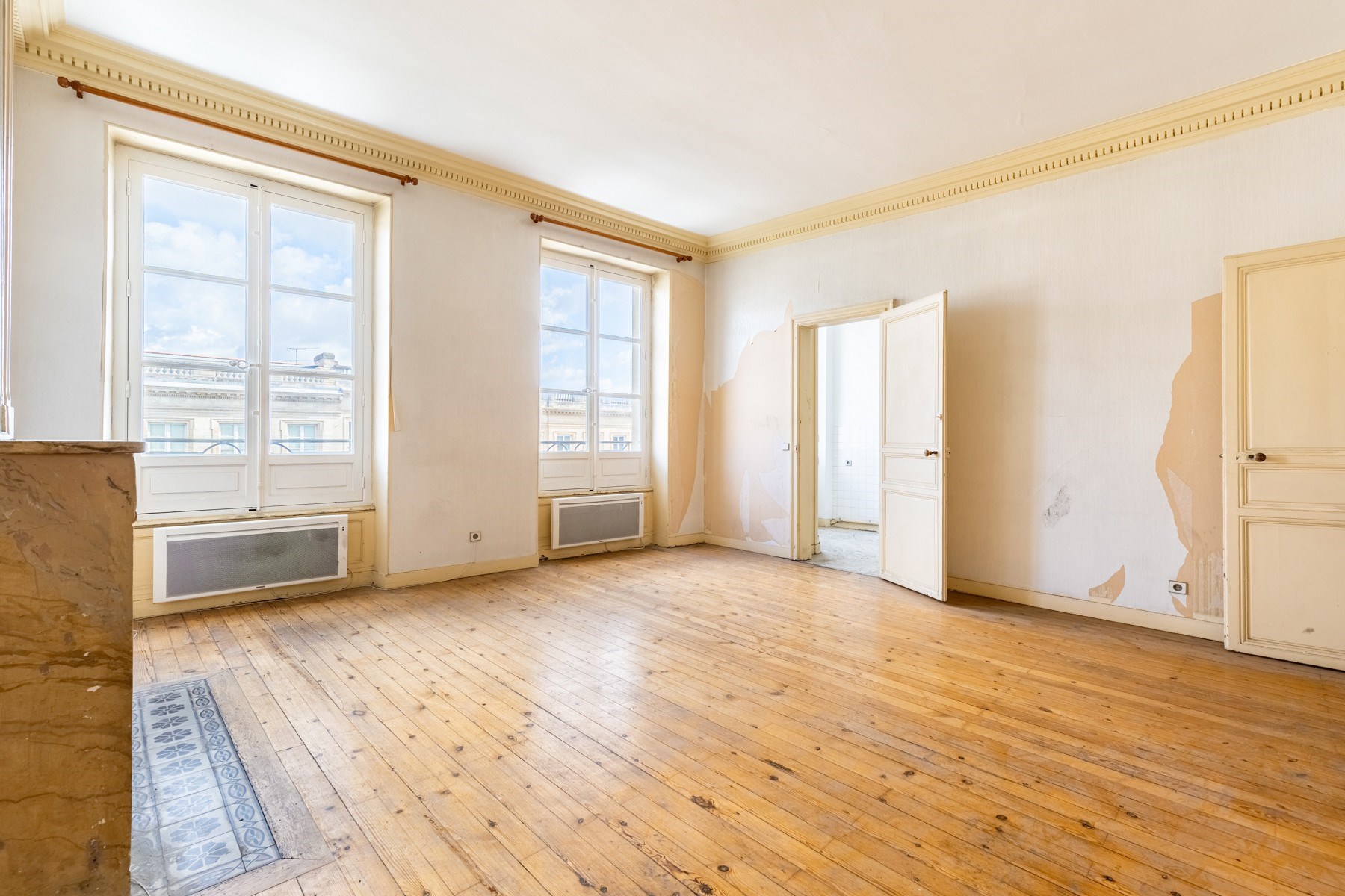  BORDEAUX – GRAND THÉÂTRE – DUPLEX APARTMENT TO RENOVATE – PRESTIGIOUS ADDRESS - 物件實景