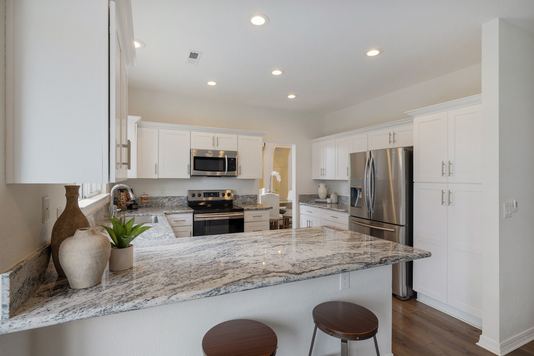  Beautifully renovated home offering warmth and serene living - 物件實景