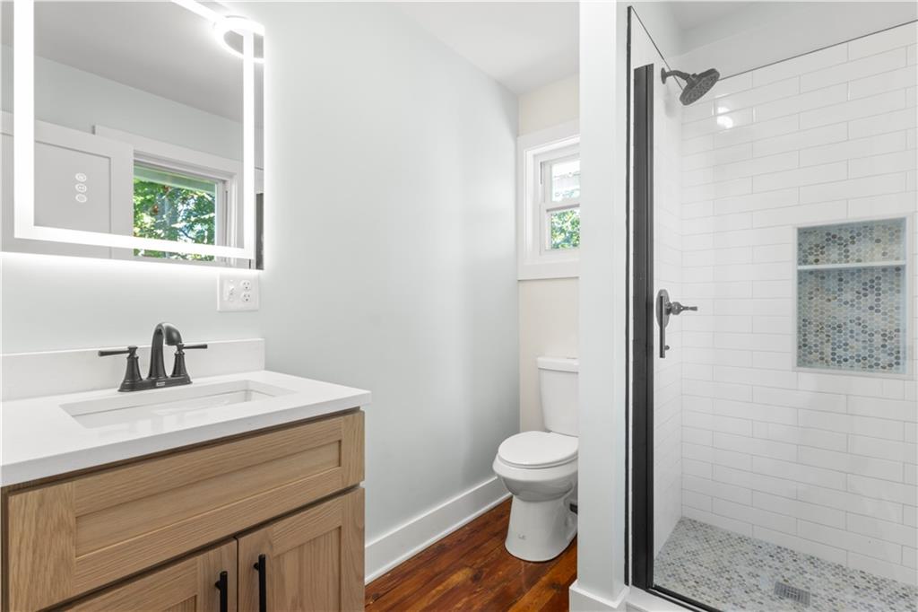 Warwick, Rhode Island, 02888, United States, 3 Bedrooms Bedrooms, ,3 BathroomsBathrooms,Residential,For Sale,2005578