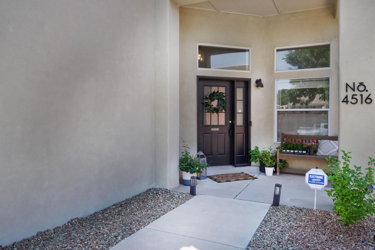 Albuquerque, New Mexico, 87114, United States, 4 Bedrooms Bedrooms, ,3 BathroomsBathrooms,Residential,For Sale,1917819