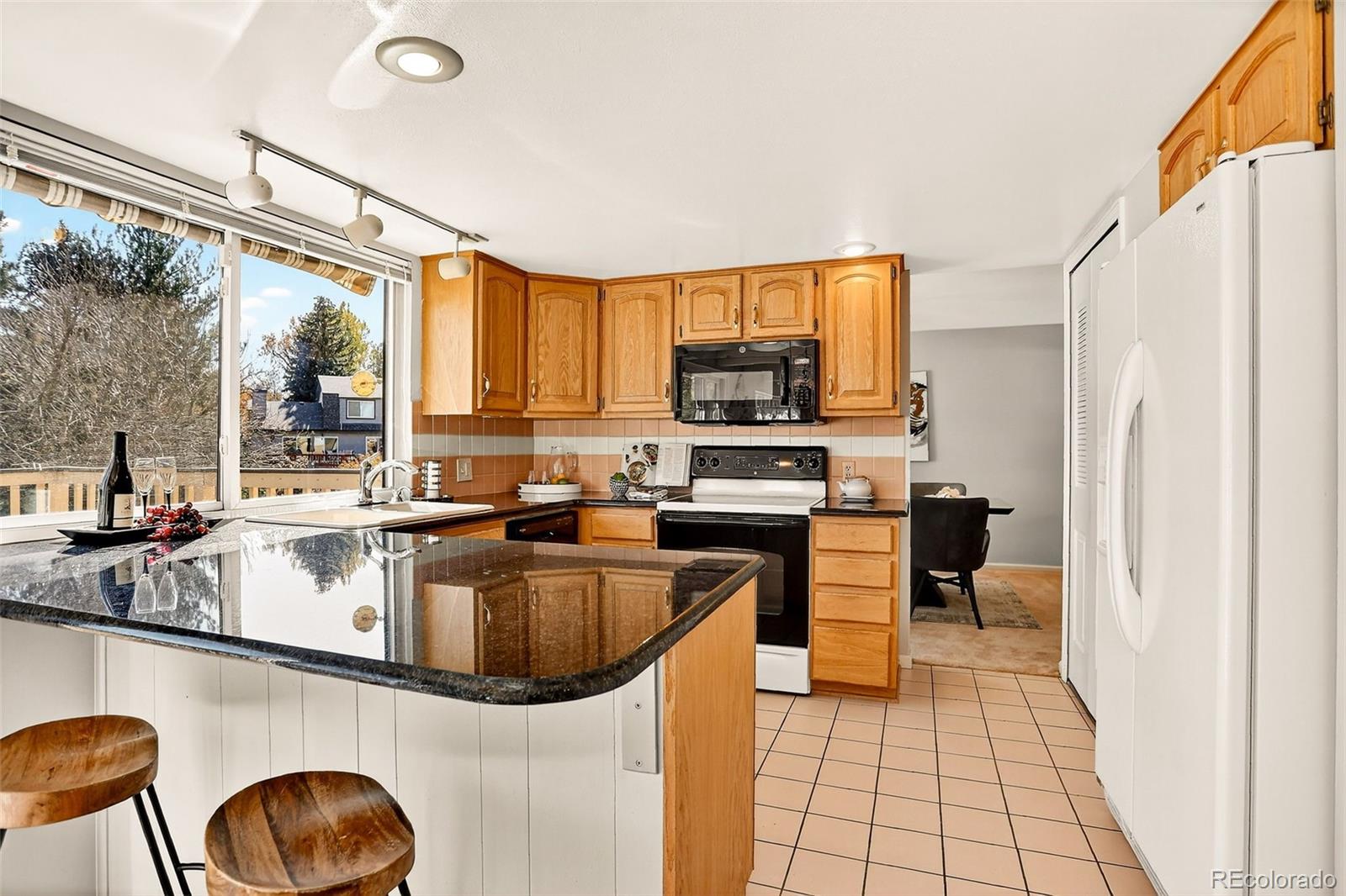 Westminster, Colorado, 80031, United States, 5 Bedrooms Bedrooms, ,1 BathroomBathrooms,Residential,For Sale,1988958