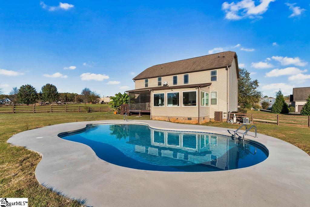 Travelers Rest, South Carolina, 29690, United States, 5 Bedrooms Bedrooms, ,3 BathroomsBathrooms,Residential,For Sale,1986056