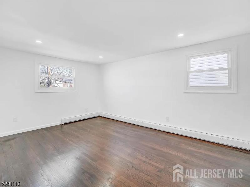 Jersey City, New Jersey, 07305, United States, ,Residential,For Sale,1918469