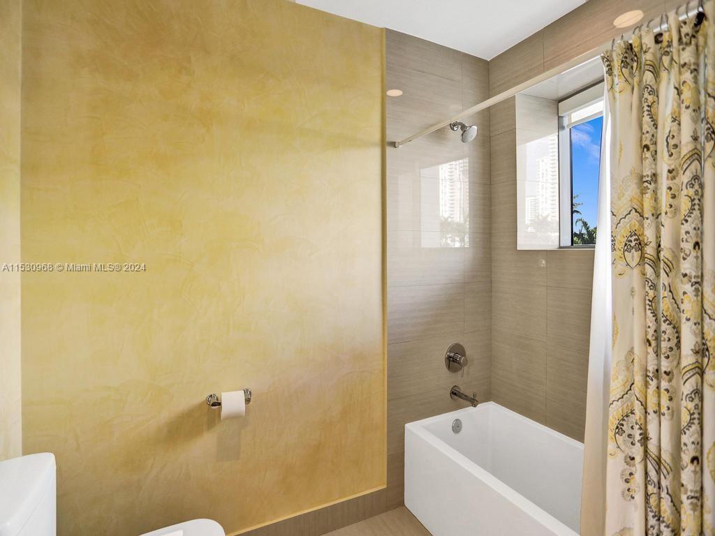 3250 NE 188th St Unit 207, Aventura, Florida, 33180, United States, 3 Bedrooms Bedrooms, ,5 BathroomsBathrooms,Residential,For Sale,3250 NE 188th St Unit 207,1480245