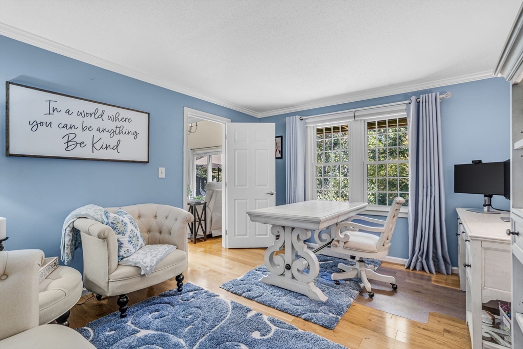 Franklin, Massachusetts, 02038, United States, 2 Bedrooms Bedrooms, ,Residential,For Sale,1984622