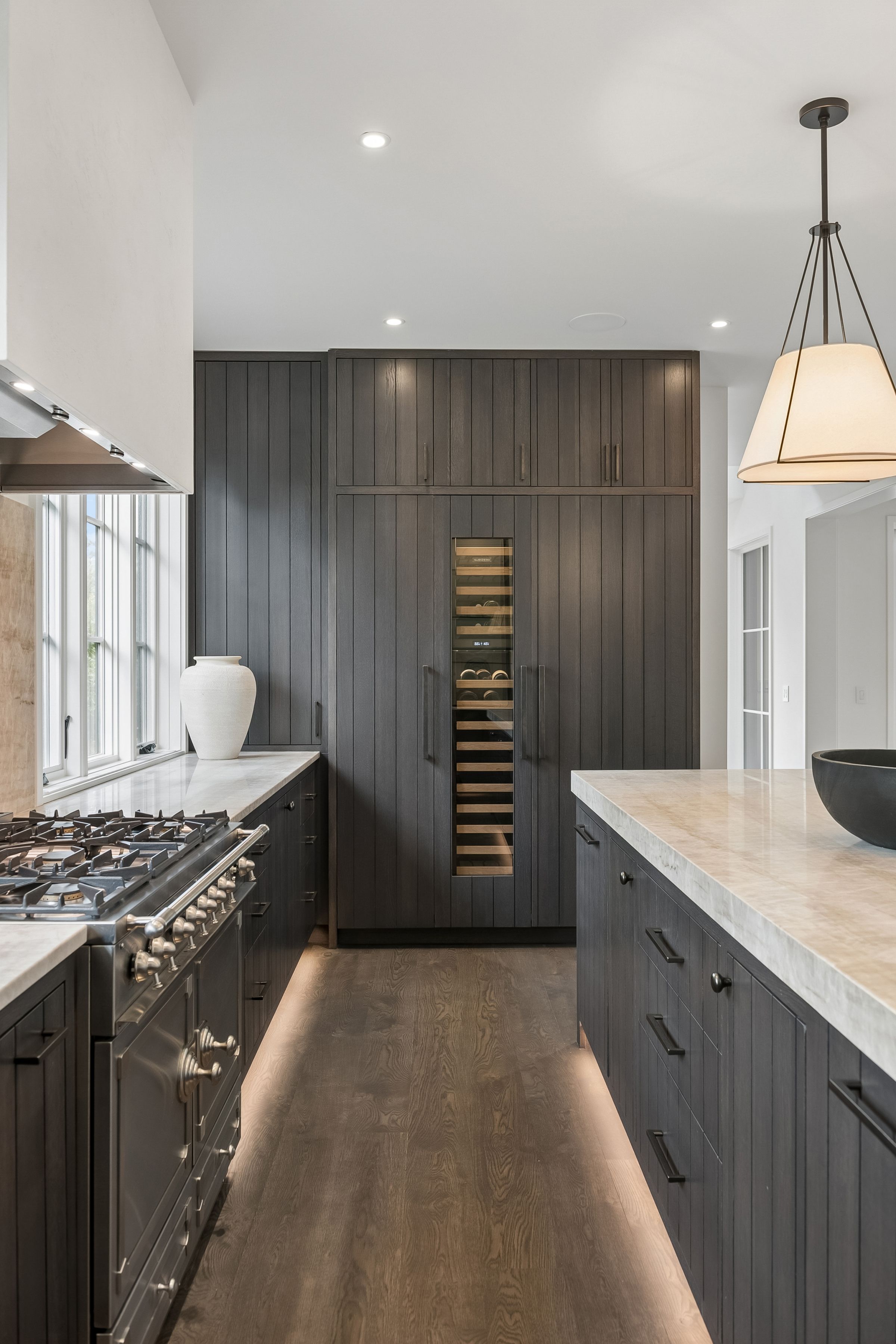  Timeless Luxury Meets Modern Design in Edina - 物件實景