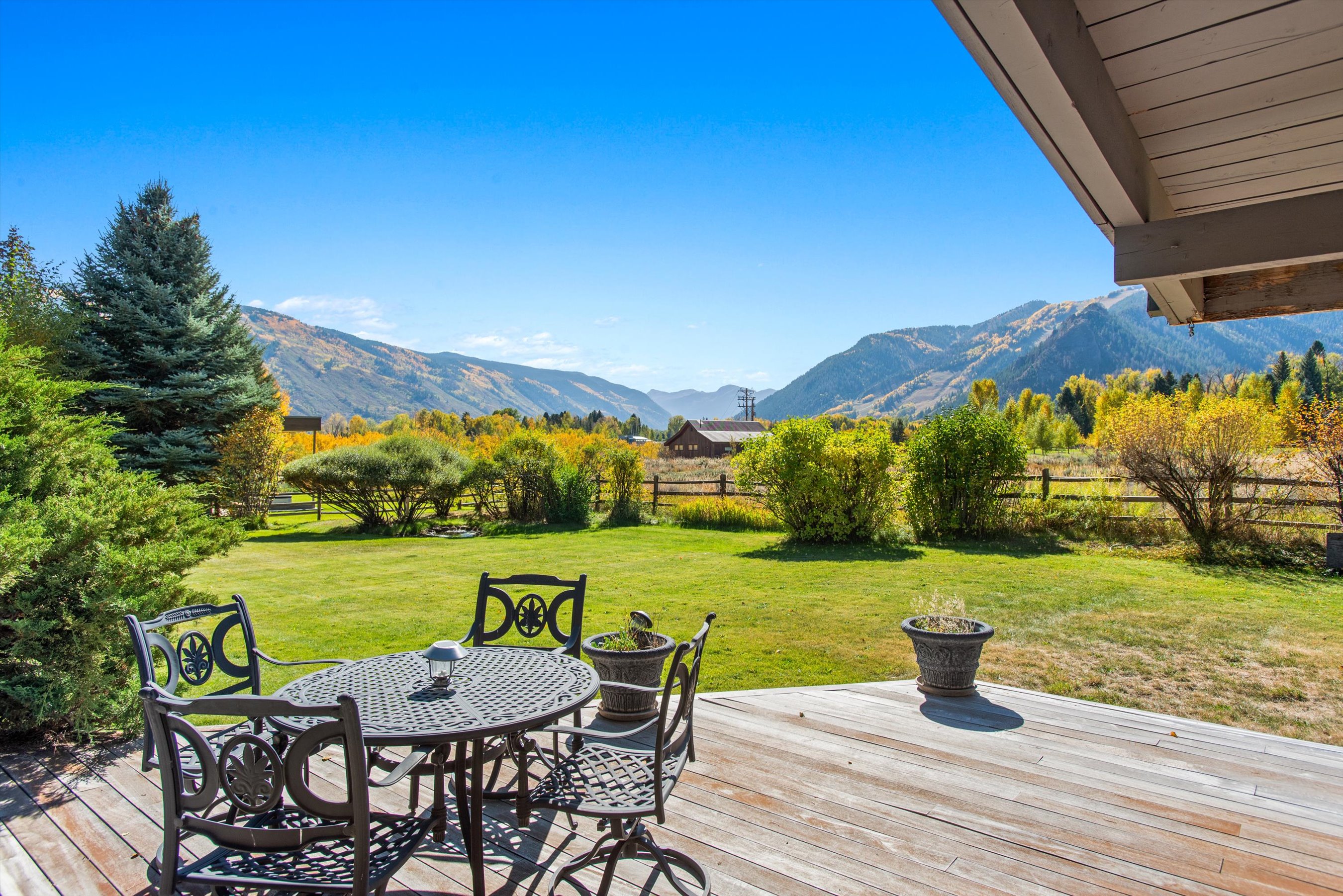  Views from Independence Pass to Buttermilk Mountain - 物件實景
