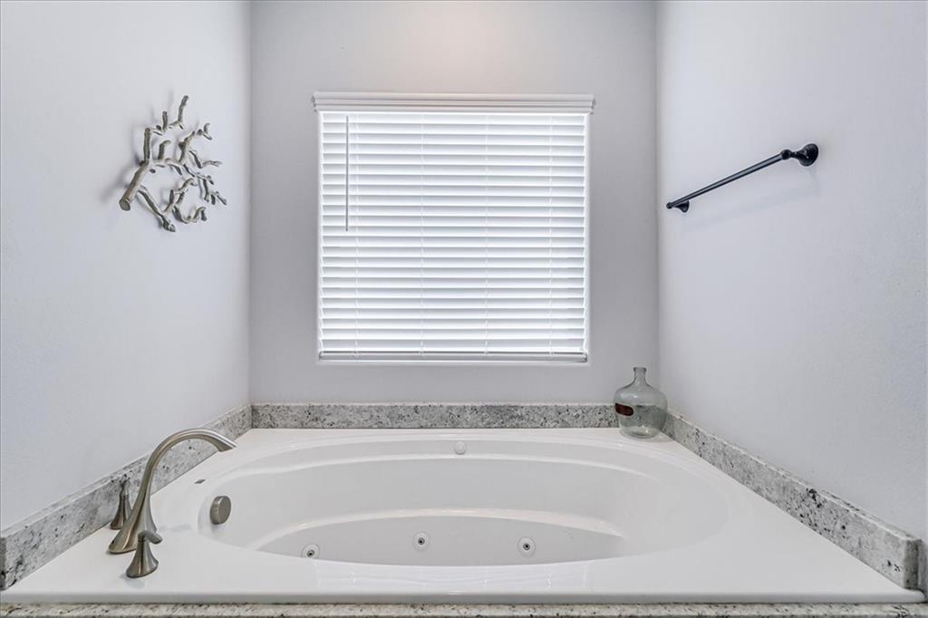 Corpus Christi, Texas, 78415, United States, 4 Bedrooms Bedrooms, ,3 BathroomsBathrooms,Residential,For Sale,1847107