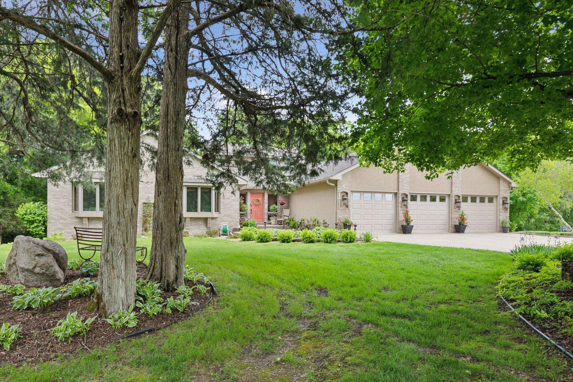 Chanhassen, Minnesota, 55318, United States, 5 Bedrooms Bedrooms, ,2 BathroomsBathrooms,Residential,For Sale,1847378