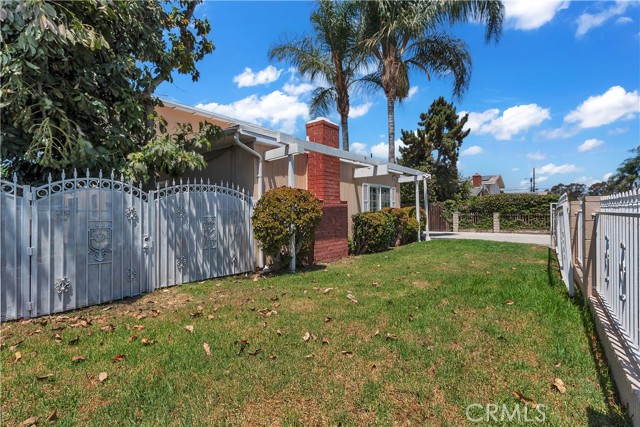 Lynwood, California, 90262, United States, 5 Bedrooms Bedrooms, ,2 BathroomsBathrooms,Residential,For Sale,1914118