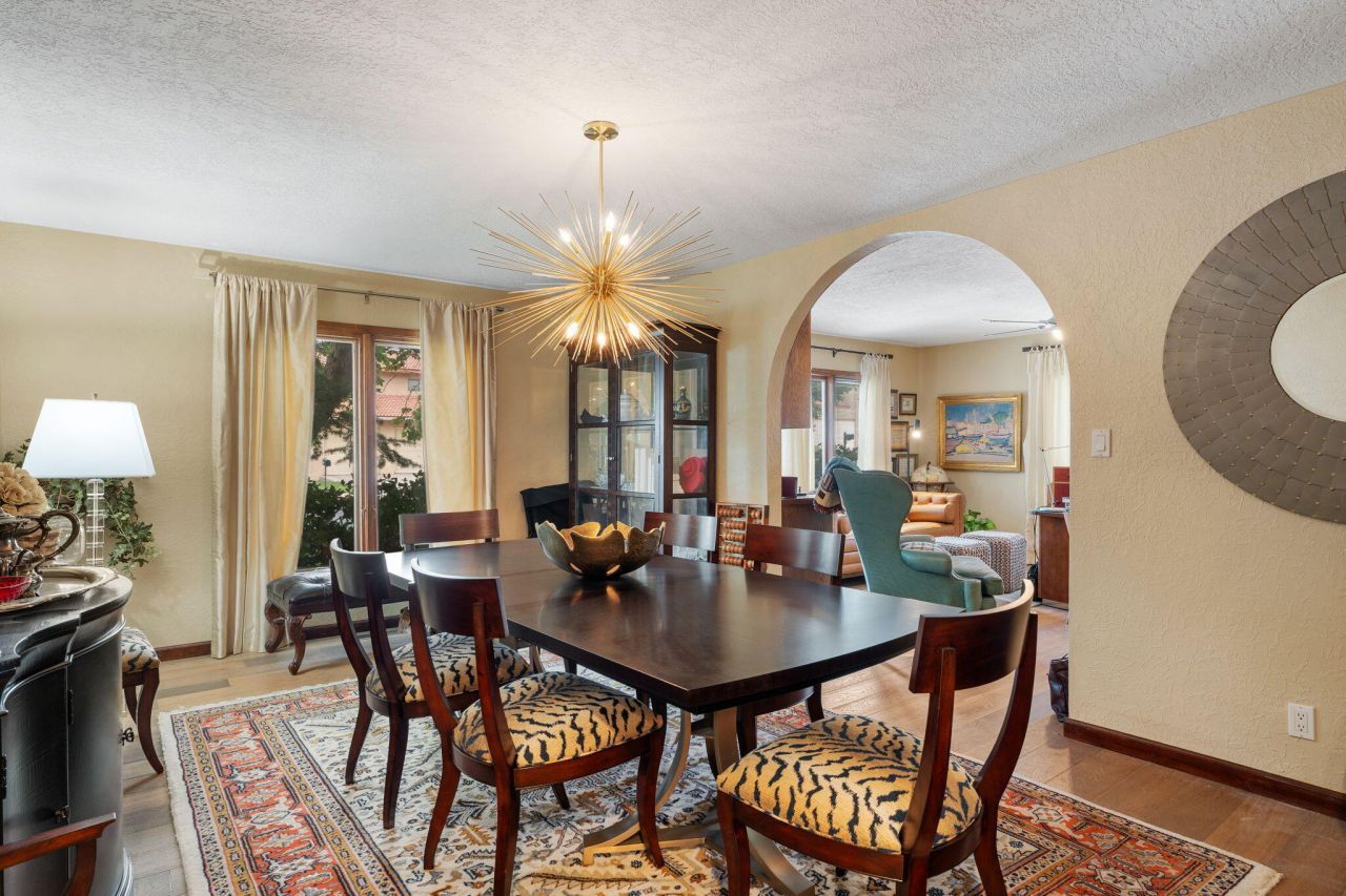 Albuquerque, New Mexico, 87111, United States, 4 Bedrooms Bedrooms, ,3 BathroomsBathrooms,Residential,For Sale,1906383