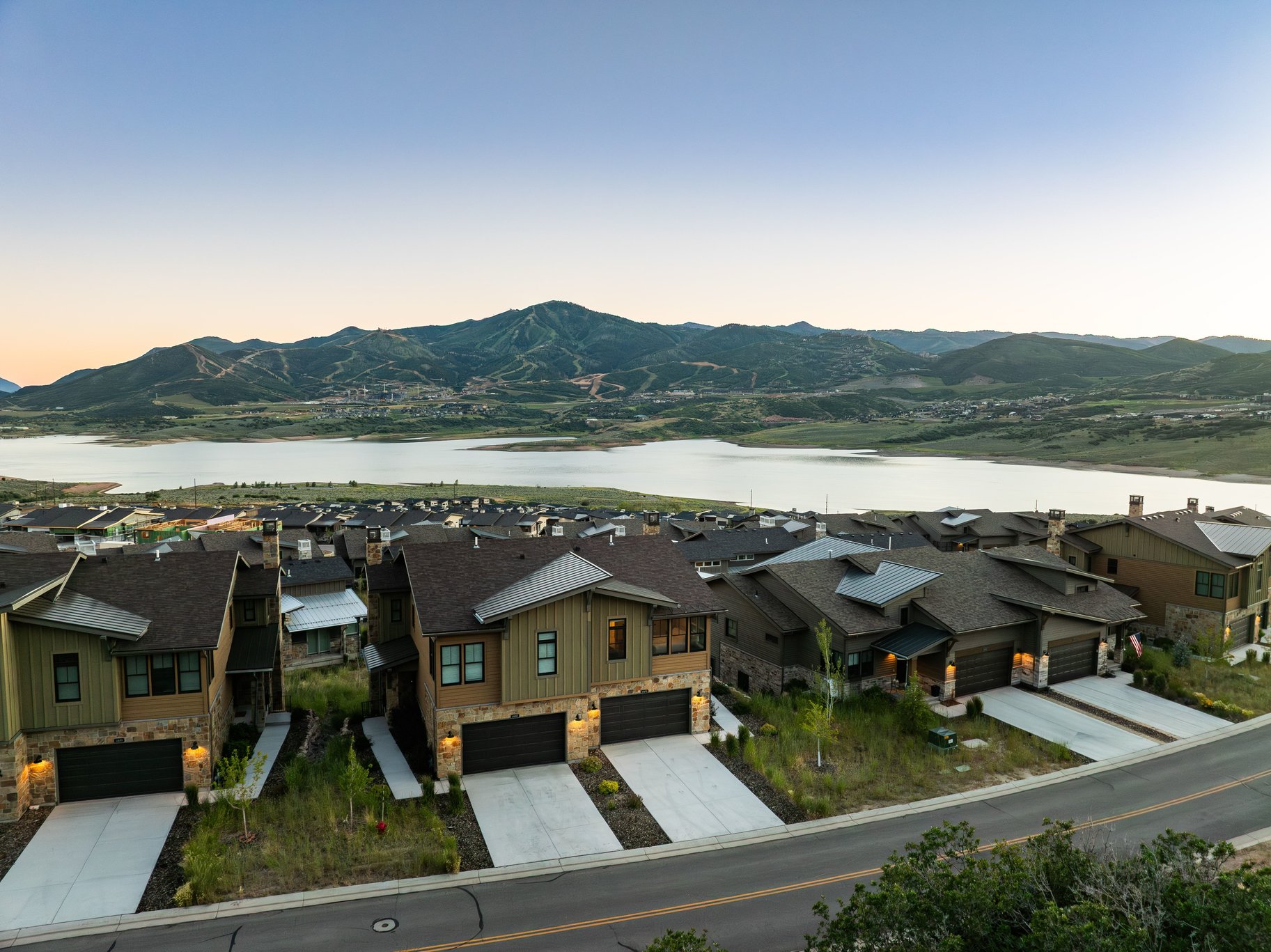  Deer Valley® Ski-Run Views + Lakeside Living in Deer Waters - 物件實景