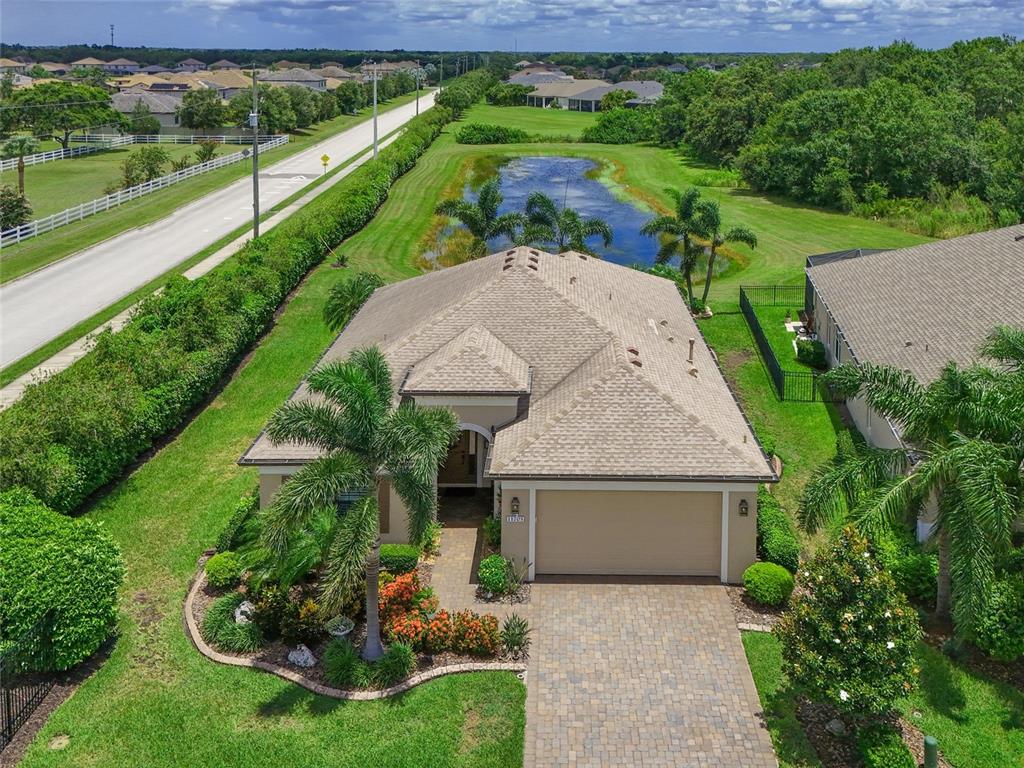 Bradenton, Florida, 34212, United States, 2 Bedrooms Bedrooms, ,2 BathroomsBathrooms,Residential,For Sale,1948137