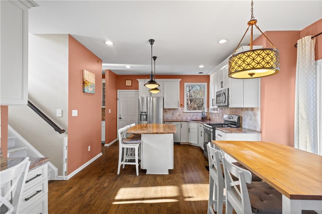 Lawrenceville, Georgia, 30043, United States, 4 Bedrooms Bedrooms, ,3 BathroomsBathrooms,Residential,For Sale,2008186