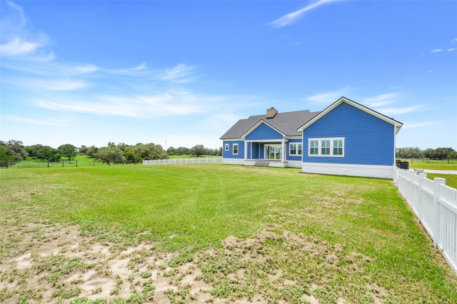 GROVELAND, Florida, 34736, United States, 4 Bedrooms Bedrooms, ,5 BathroomsBathrooms,Residential,For Sale,1792752