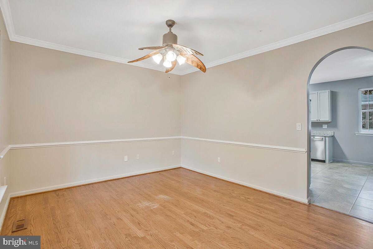 Port Republic, Maryland, 20676, United States, 5 Bedrooms Bedrooms, ,4 BathroomsBathrooms,Residential,For Sale,2005879